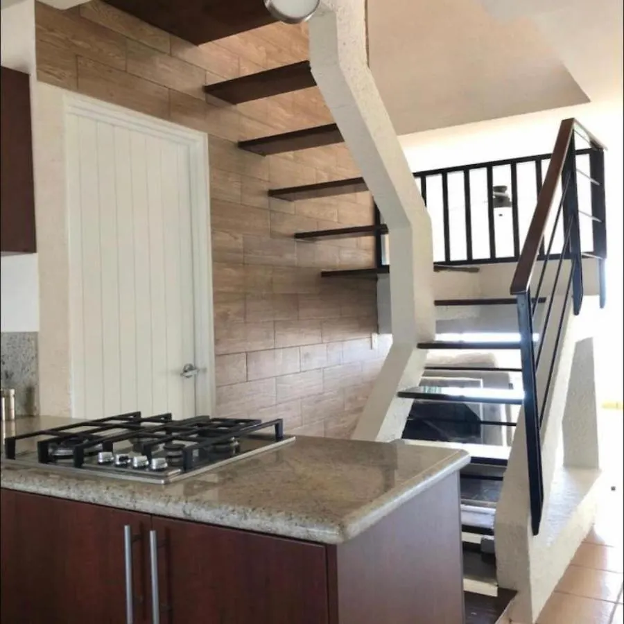 Apartamento En Zona Hotelera Frente A La Playa Quintana Roo, Mexico Cancún