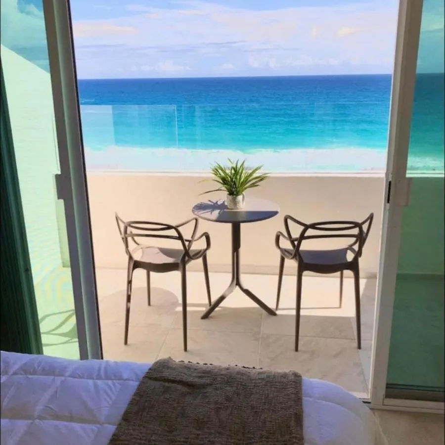 Apartment Apartamento En Zona Hotelera Frente A La Playa Quintana Roo, Mexico Cancun