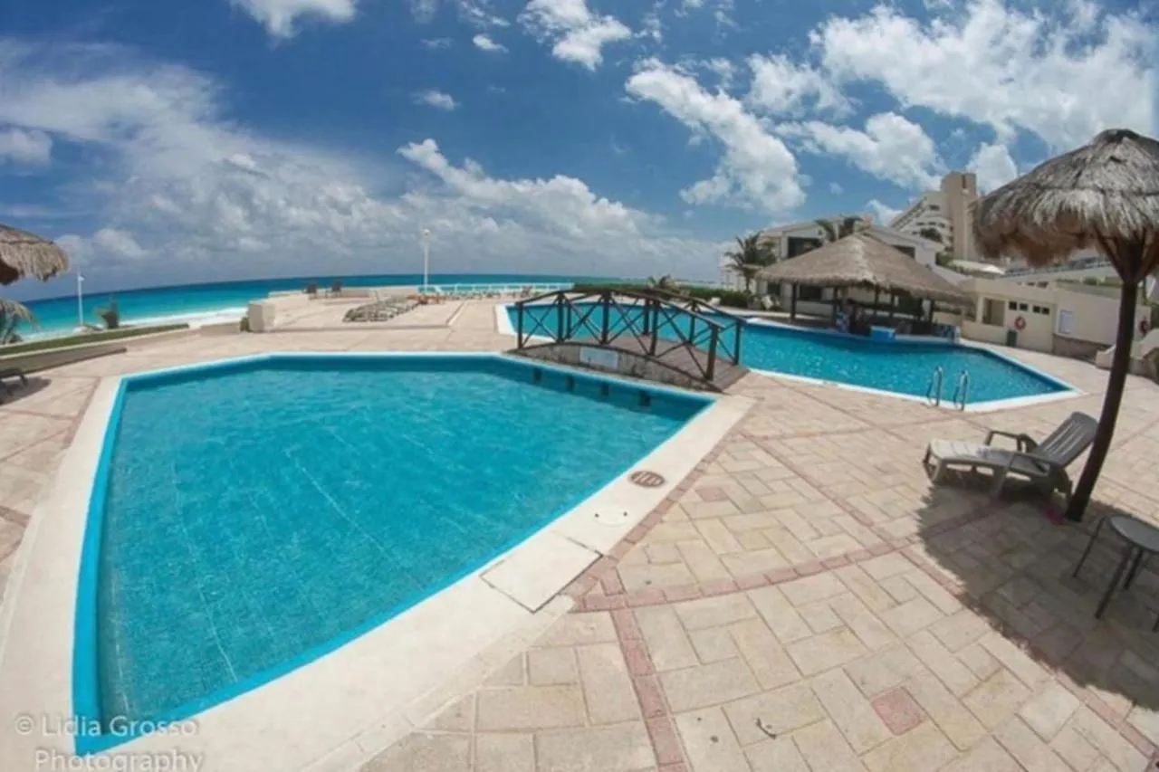 Apartamento En Zona Hotelera Frente A La Playa Quintana Roo, Mexico Cancun